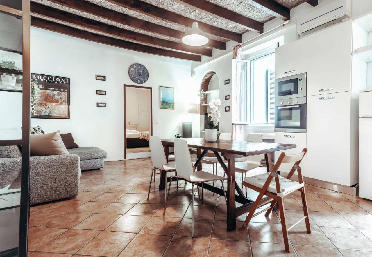 Joivy Fabulous Flat In Central Milánó Kültér fotó