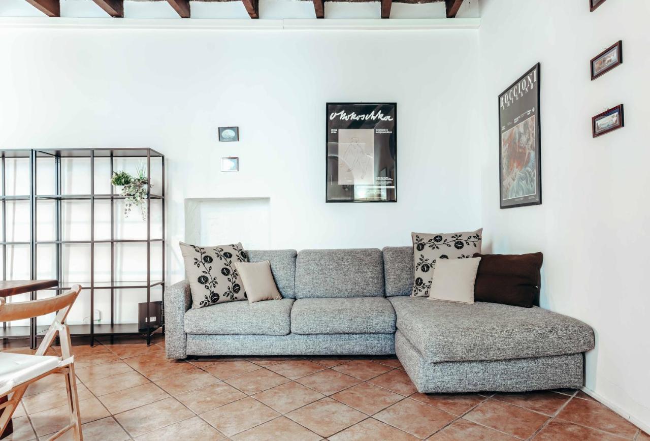 Joivy Fabulous Flat In Central Milánó Kültér fotó